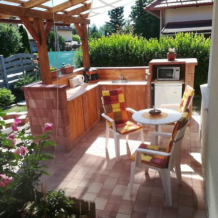 Betty Apartman Balatonfuzfo Exterior foto