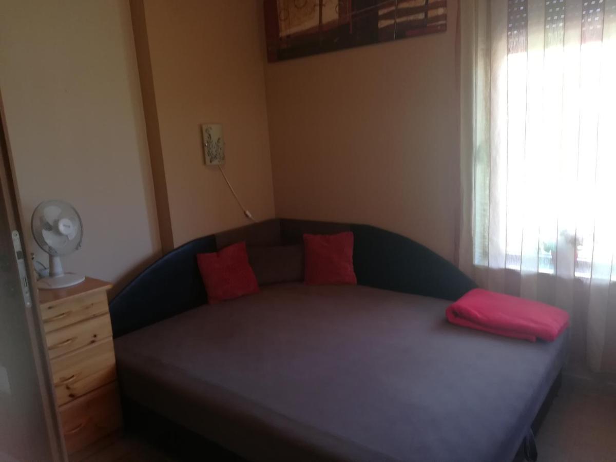 Betty Apartman Balatonfuzfo Exterior foto