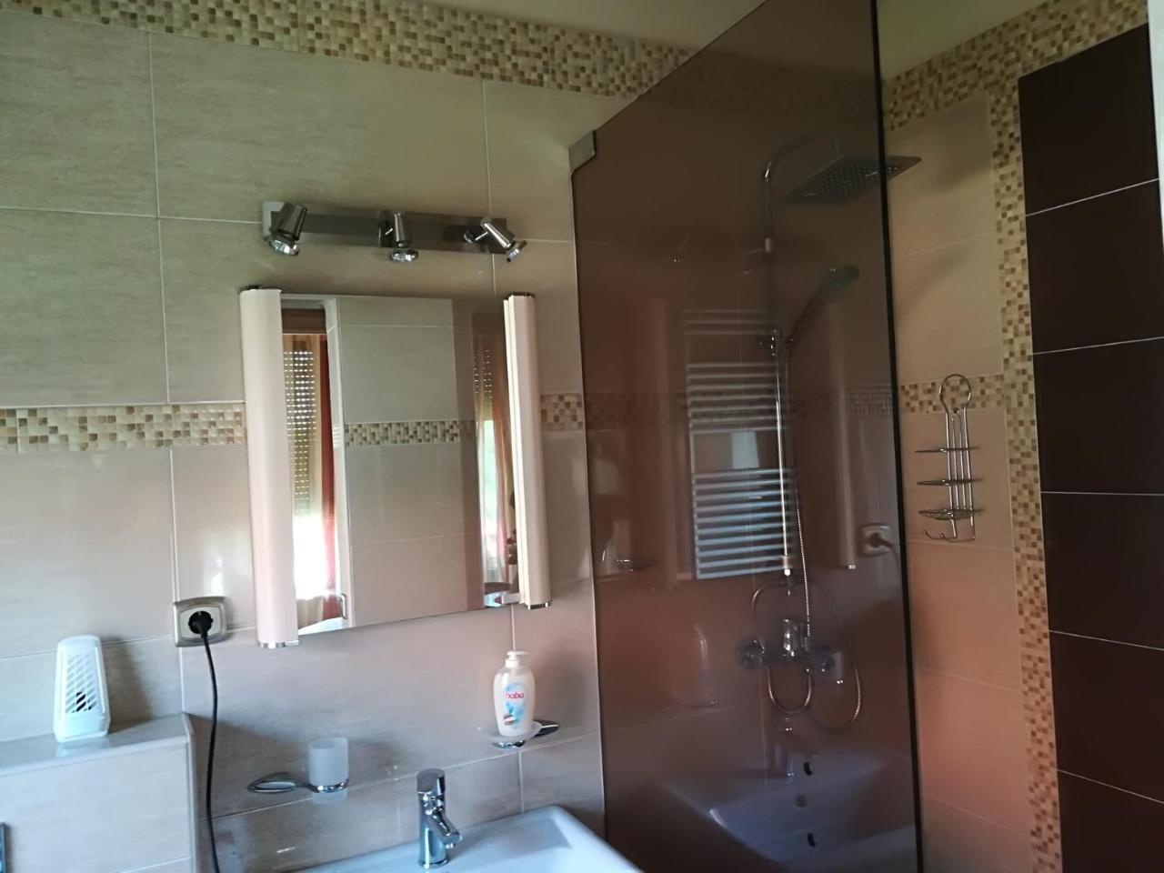 Betty Apartman Balatonfuzfo Exterior foto