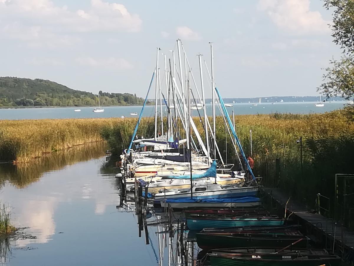 Betty Apartman Balatonfuzfo Exterior foto